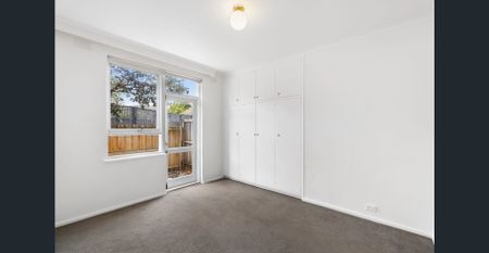 Stylish, Spcious & Tranquil - Photo 3