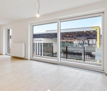 Appartement te huur in Roeselare voor € 795 met 2 slaapkamers - Foto 2