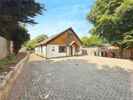 Kentwood Hill, Tilehurst, Reading, Berkshire, RG31 - Photo 4