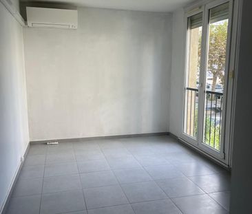 Location Appartement 3 pièces 60m² MARIGNANE 13700 - Photo 4