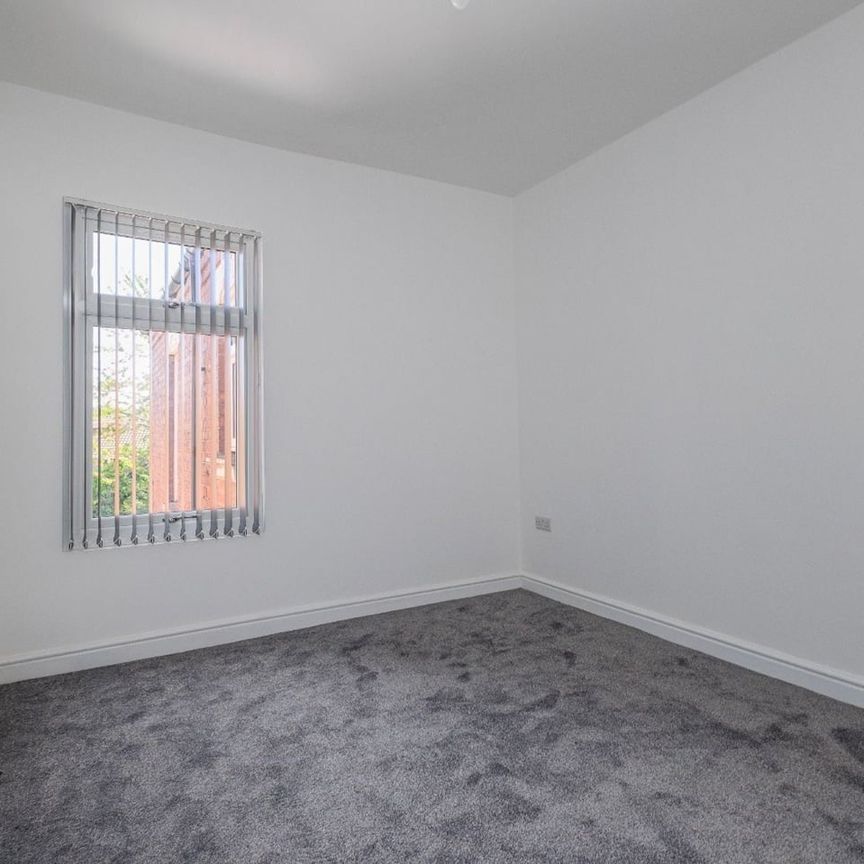 3 Bed End Terrace, St Georges Road, CV1 - Photo 1