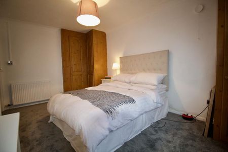 2 bedroom maisonette to rent - Photo 5