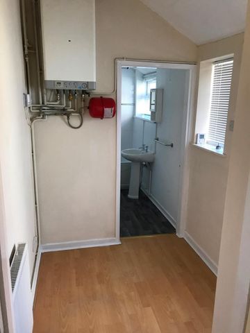 2 Bed Terraced House, North Street, CV2 - Photo 2