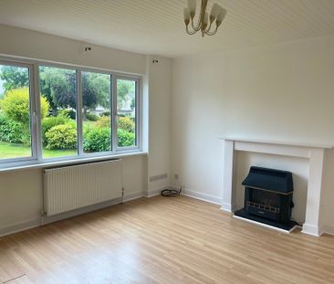 4 bedroom Four Bedroom Detached Home to rent - Photo 2