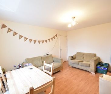 5 Bed - Goldspink Lane, Sandyford - Photo 3
