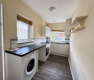 Atherton Road, Leigh - Photo 3