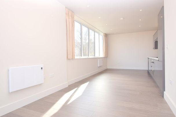 West Stockwell Street, Colchester, Essex, CO1 1FQ - Photo 1