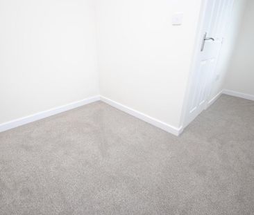 3 bedroom end of terrace house to rent - Photo 6