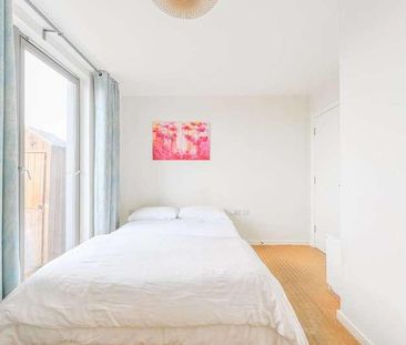 Robertson Road, Silvertown, E16 - Photo 6