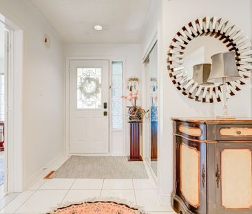 For Lease - 8890 Martin Grove Road Unit# Main & 2nd Floor, Vaughan,... - Photo 5
