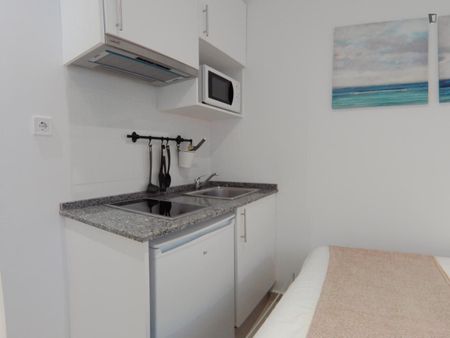 Estudio de alquiler en Pradolongo - Photo 5