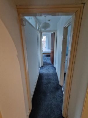 2 Bed Flat, Collegiate Crescent, S10 - Photo 1