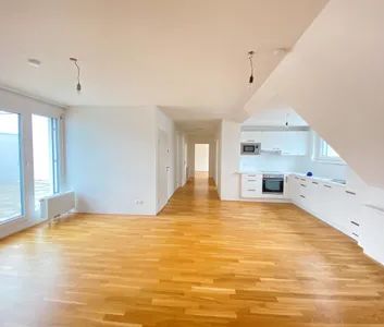 Großzügige Familienwohnung mit Dachterrasse im Herzen von Stammersdorf - Photo 1