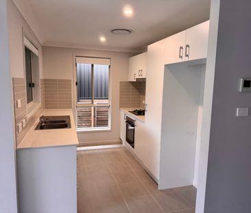 Beautiful presented home in the peaceful suburb of Heddon Greta - Photo 5
