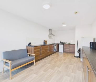 6 Bed Cluster Ensuite - Photo 6