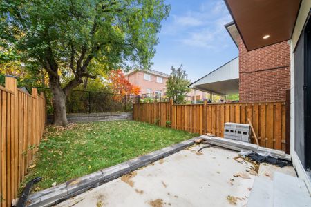 For Lease - 10 Mack Avenue Unit# Main floor, Toronto, Ontario - Photo 4