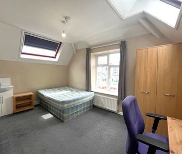 4 Bed Maisonette, Stokes Croft, BS1 - Photo 5