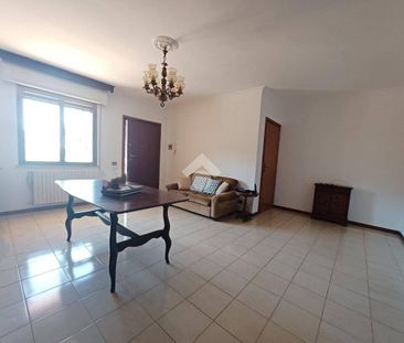 Quadrilocale via carlo cattaneo 41, Centro, Nepi - Foto 3