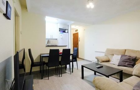 Calle Lilas, Getafe, Community of Madrid 28903 - Photo 2