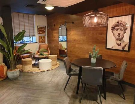 Studio Bronze - Photo 3