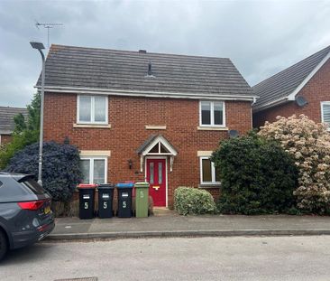3 bedroom detached house to rent - Photo 2