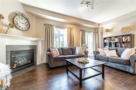 For Lease - 515 Winston Road Unit# 3, Grimsby, Ontario - Photo 2