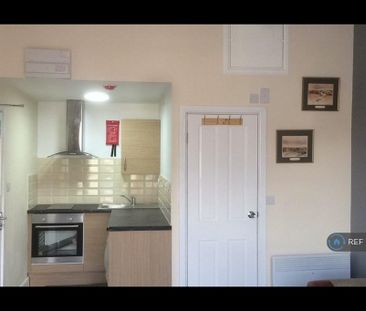 1 bedroom flat to rent - Photo 6