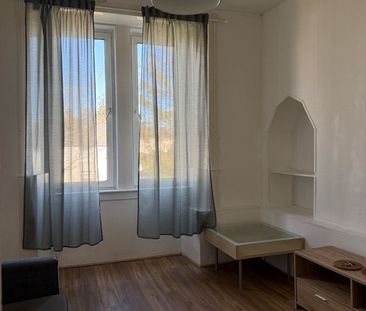 2 Bed Flat, Hawthorn Street, G22 - Photo 1