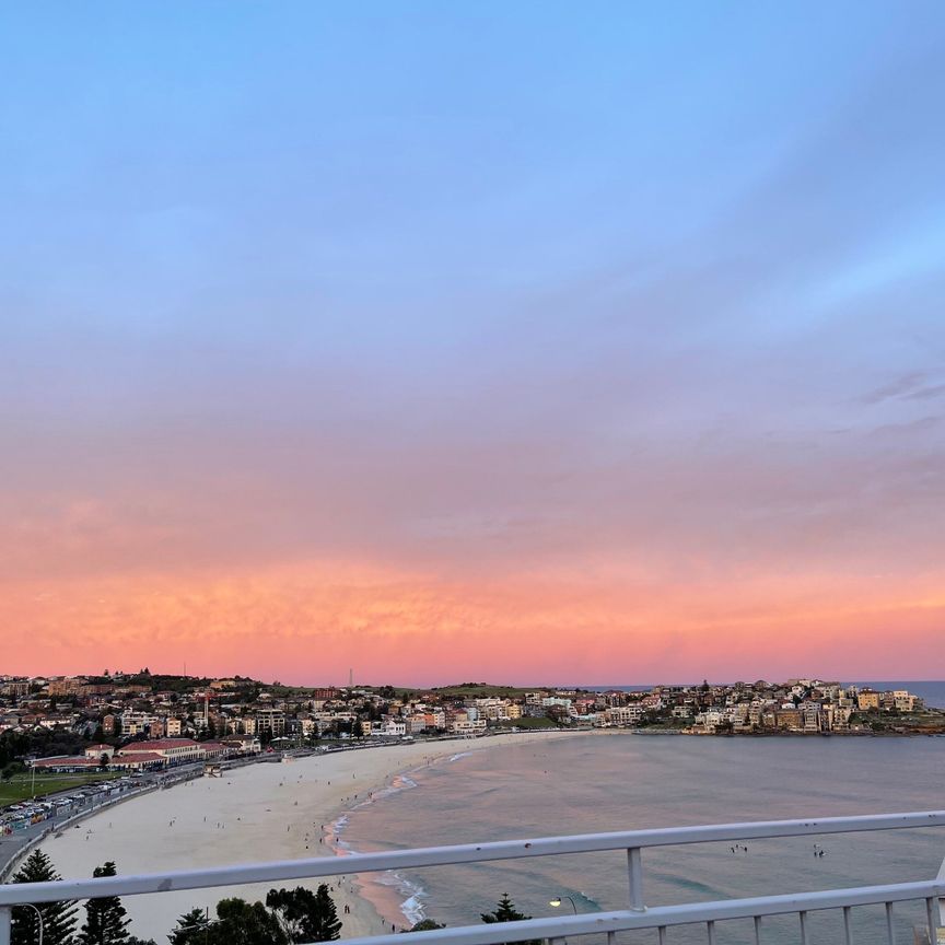 Bondi Beach - Photo 1