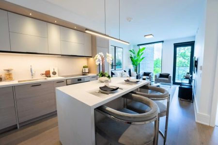 2Fifteen — Suite Three - Photo 2