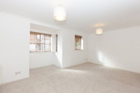 Bennett Crescent, Cowley - Photo 5