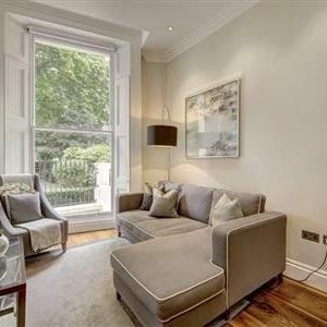 Kensington Garden Square, W2 - Photo 1