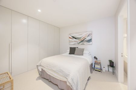 1602/35 Spring Street, Melbourne VIC 3000 - Photo 2