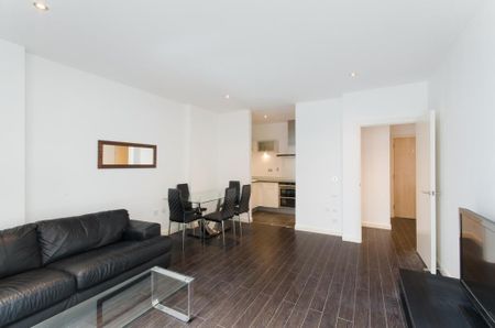 1 bedroom flat to rent - Photo 3