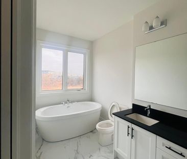 For Lease - 20 Falby Road, Brampton, Ontario - Photo 6