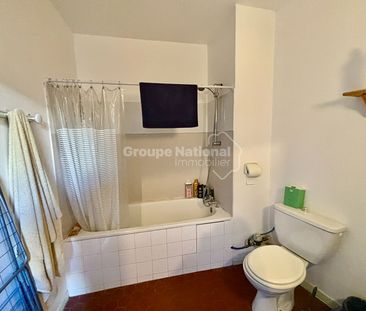 Studio meublé de 26.19 m2 à Beaucaire, - Photo 2