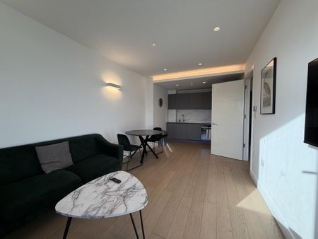 1 bedroom flat to rent - Photo 2