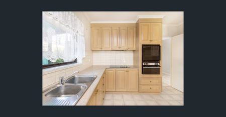 For Rent: Comfortable Family Living in a Handy Mildura Location - Available now – Apply via realestate.com.au only - Photo 5