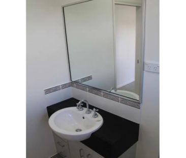 It's Home At First Sight - Photo 6