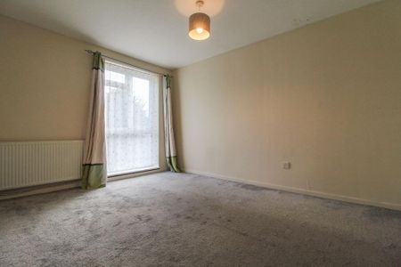 2 bedroom semi-detached house to rent - Photo 5