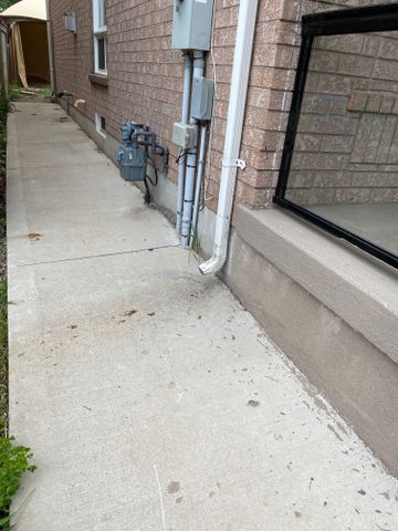 For Lease - 50 Rowland Street, Brampton, Ontario - Photo 5