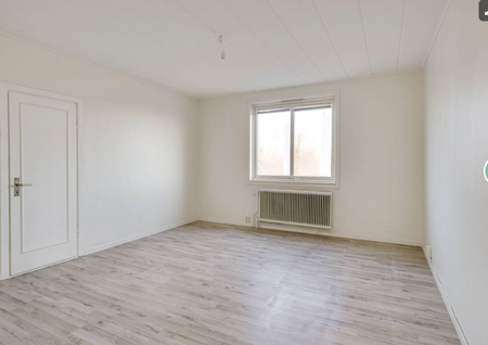 Holmagatan, Kumla - Photo 3