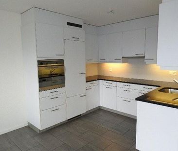 Grosszügige 4.5-Zimmerwohnung - Photo 2