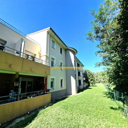 Appartement T3 avec balcon et parkings privés dans résidence sécurisée avec piscine - Photo 5