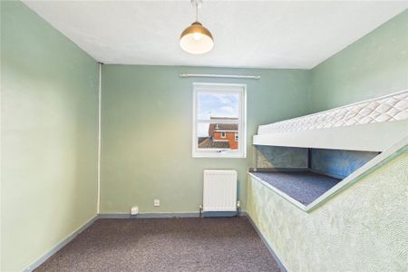 3 bedroom terraced house to rent - Photo 4