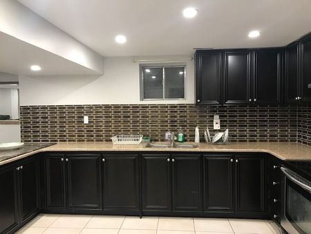 For Lease - 5119 Montclair Drive Unit# Basment, Mississauga, Ontario - Photo 5