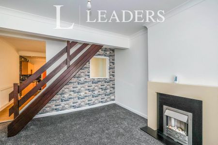 2 bedroom terraced house to rent - Photo 2