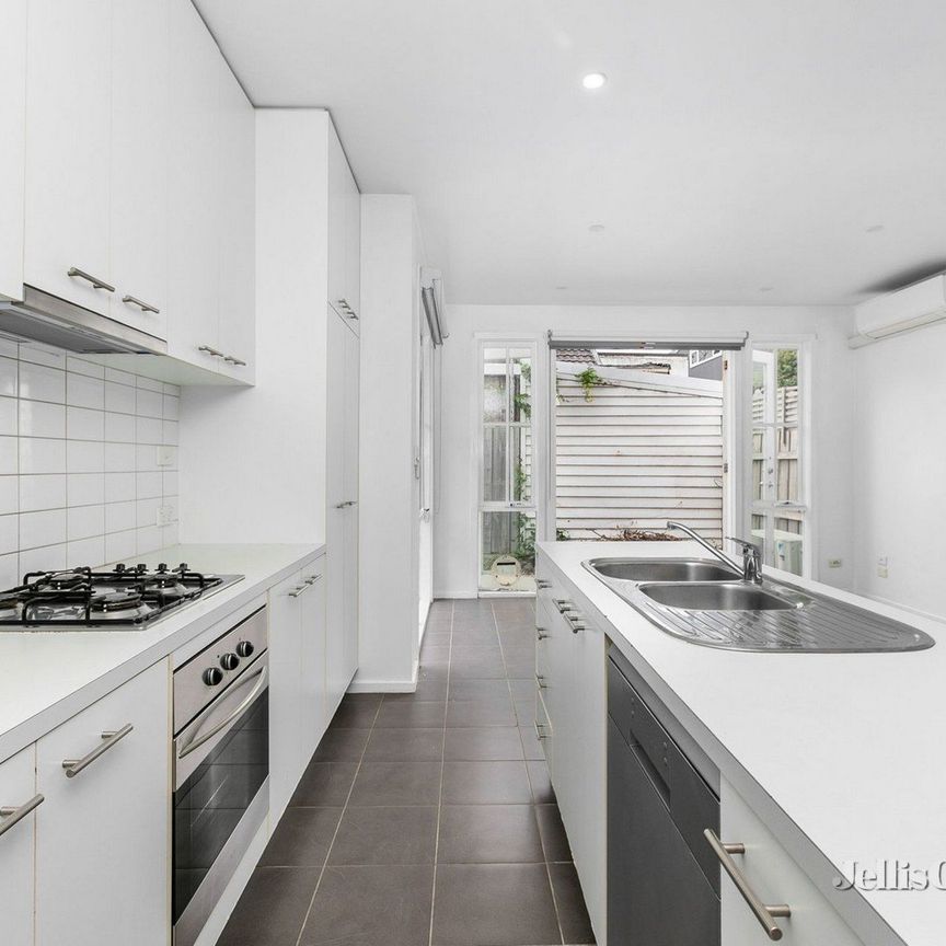 21 Galatea Court, Williamstown - Photo 1