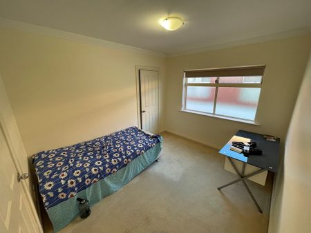 5-bedroom shared house / townhouse, Jellicoe Street - Photo 4