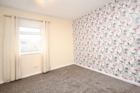 4 bedroom terraced house to rent - Photo 4